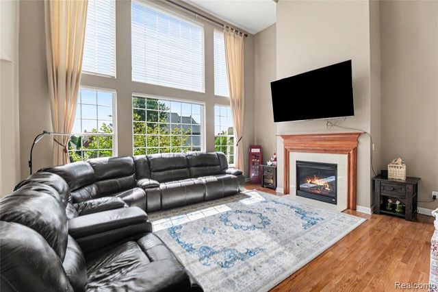 49847 Parkside Drive, Northville, MI 48168