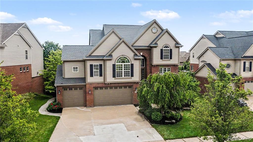49847 Parkside Drive, Northville, MI 48168