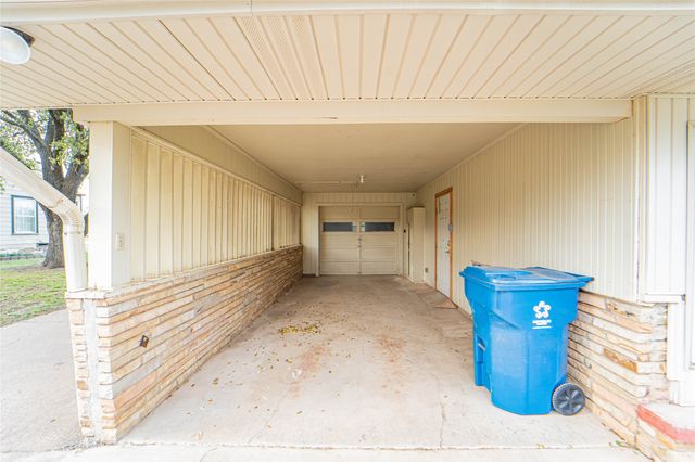 1405 W Wheeler Street, Breckenridge, TX 76424