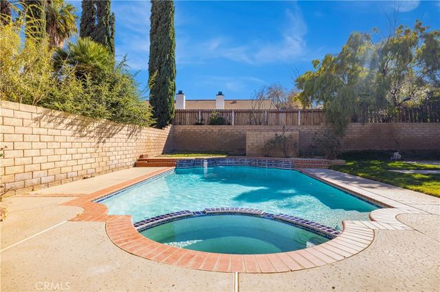 4654 Paseo Hermoso, Palmdale, CA 93551