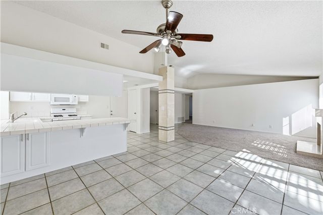 4654 Paseo Hermoso, Palmdale, CA 93551