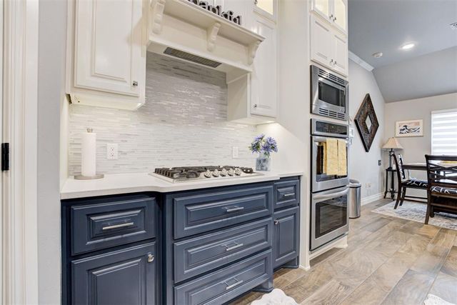 3132 Hunter Crest Drive, Edmond, OK 73034