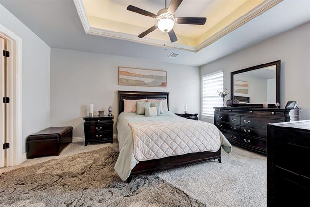 3132 Hunter Crest Drive, Edmond, OK 73034