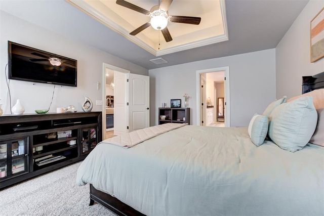 3132 Hunter Crest Drive, Edmond, OK 73034