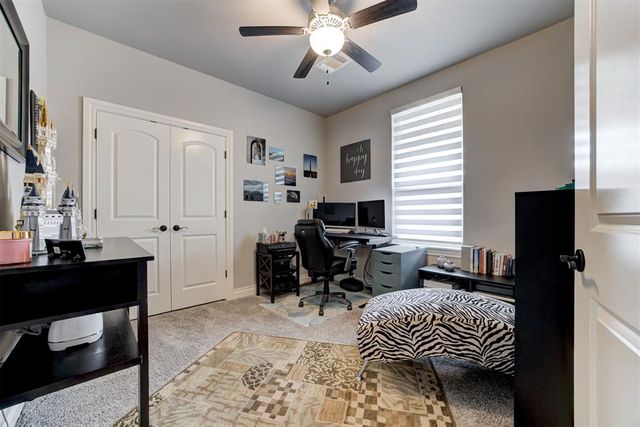 3132 Hunter Crest Drive, Edmond, OK 73034