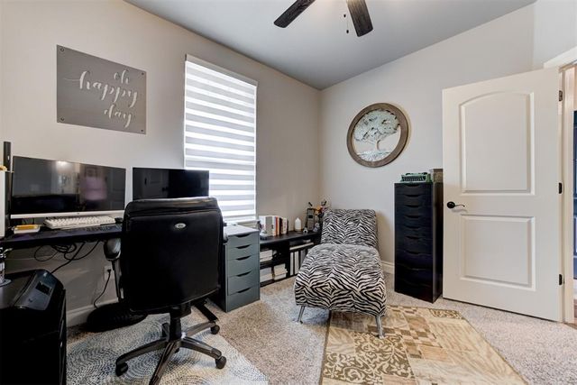 3132 Hunter Crest Drive, Edmond, OK 73034