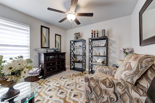 3132 Hunter Crest Drive, Edmond, OK 73034