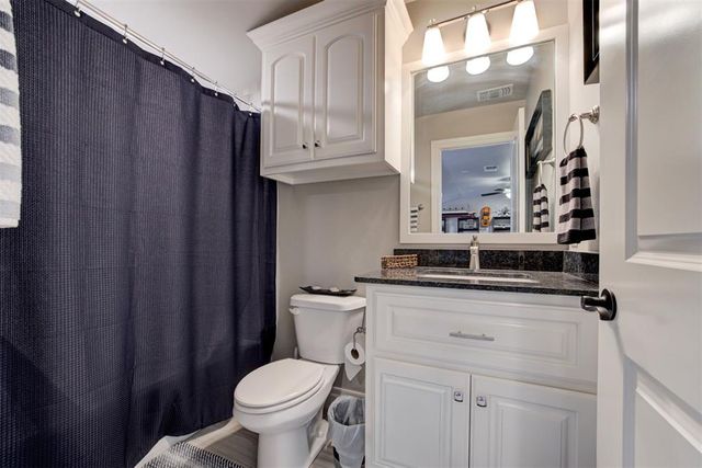 3132 Hunter Crest Drive, Edmond, OK 73034