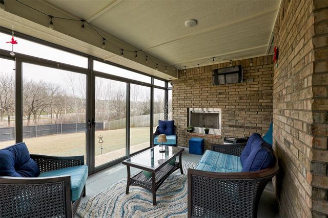 3132 Hunter Crest Drive, Edmond, OK 73034