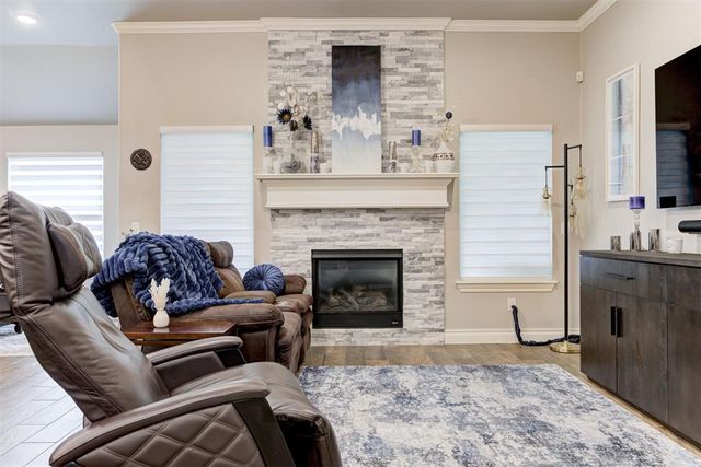 3132 Hunter Crest Drive, Edmond, OK 73034