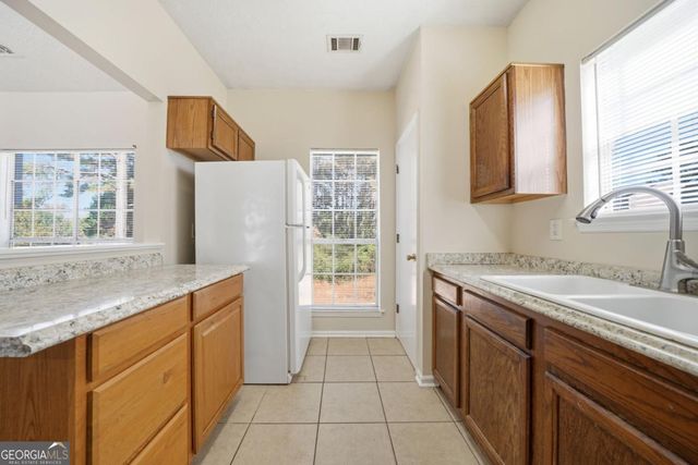 672 Stonebridge Loop, Lithonia, GA 30058