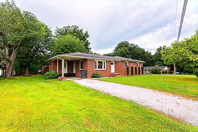 317 Moss Dr, Mcminnville, TN 37110