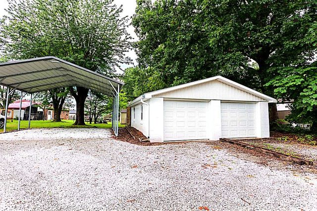 317 Moss Dr, Mcminnville, TN 37110