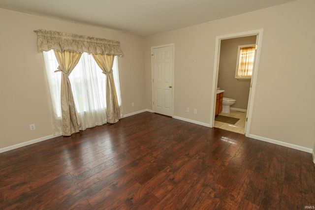3208 Sand Wood Drive, South Bend, IN 46628
