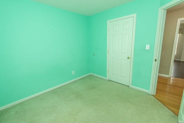 3208 Sand Wood Drive, South Bend, IN 46628