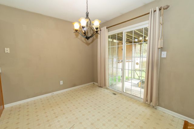 3208 Sand Wood Drive, South Bend, IN 46628