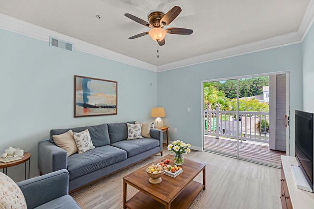 1300 Park West Boulevard 406, Mount Pleasant, SC 29466