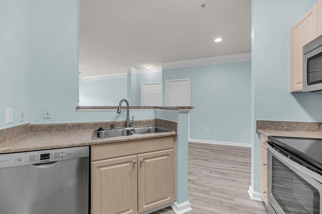 1300 Park West Boulevard 406, Mount Pleasant, SC 29466