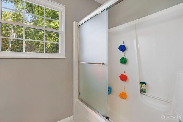 4510 Hutchinson Glen Drive, Cincinnati, OH 45248