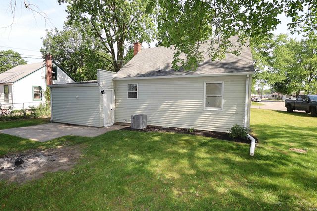 1120 Sanders Avenue, Goshen, IN 46528