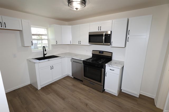1120 Sanders Avenue, Goshen, IN 46528