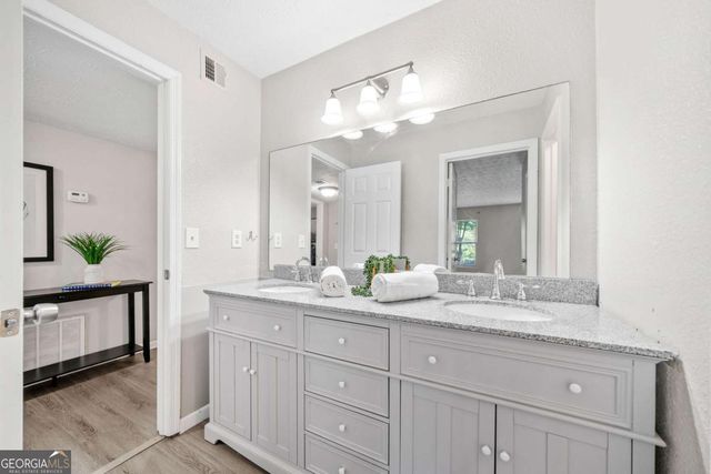 705 Beaufort Circle, Duluth, GA 30096