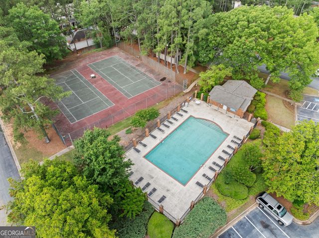 705 Beaufort Circle, Duluth, GA 30096