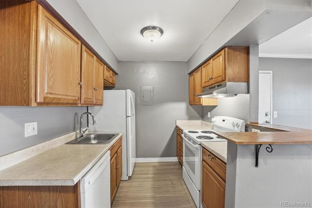 10150 E Virginia Avenue 6-104, Denver, CO 80247