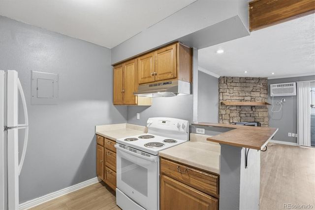 10150 E Virginia Avenue 6-104, Denver, CO 80247