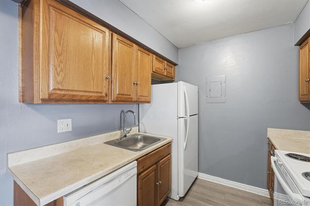 10150 E Virginia Avenue 6-104, Denver, CO 80247