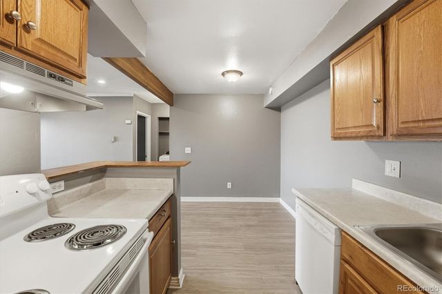 10150 E Virginia Avenue 6-104, Denver, CO 80247
