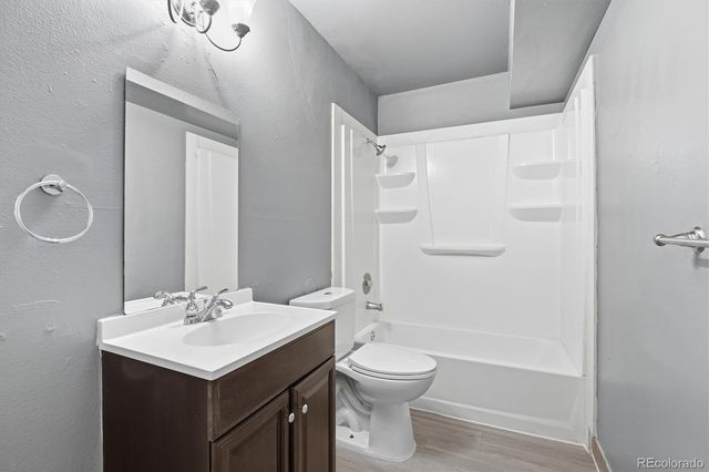10150 E Virginia Avenue 6-104, Denver, CO 80247