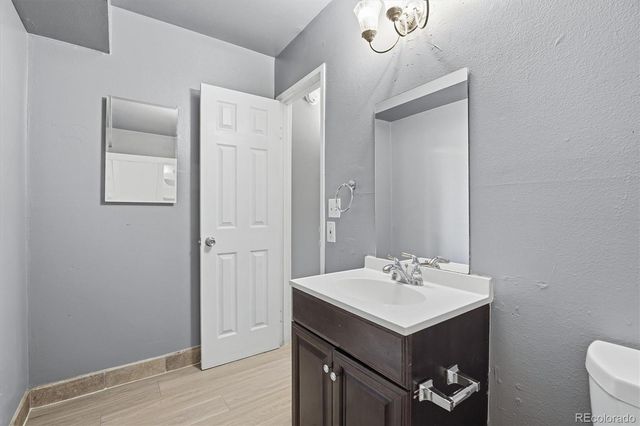 10150 E Virginia Avenue 6-104, Denver, CO 80247