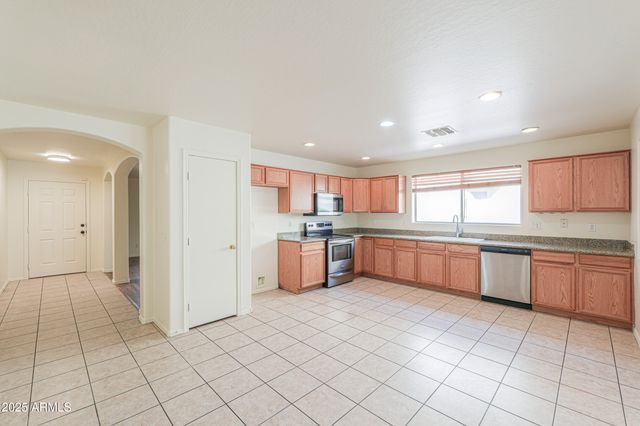 1522 N DESERT WILLOW Avenue, Casa Grande, AZ 85122