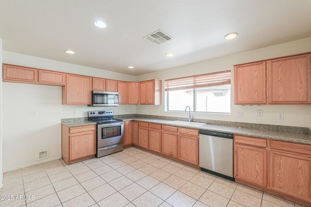 1522 N DESERT WILLOW Avenue, Casa Grande, AZ 85122