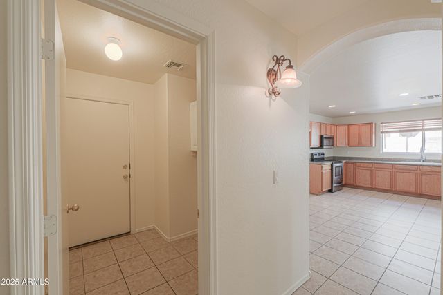 1522 N DESERT WILLOW Avenue, Casa Grande, AZ 85122