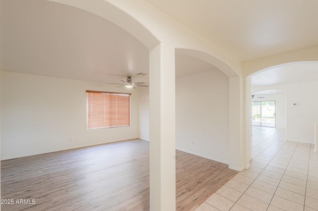 1522 N DESERT WILLOW Avenue, Casa Grande, AZ 85122