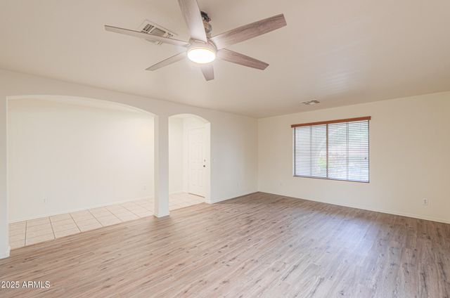 1522 N DESERT WILLOW Avenue, Casa Grande, AZ 85122