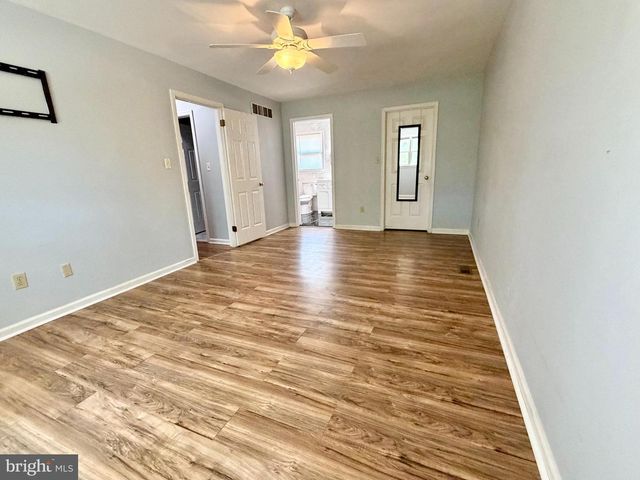 3580 WINDRIDGE DR, Doylestown, PA 18902
