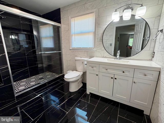 3580 WINDRIDGE DR, Doylestown, PA 18902