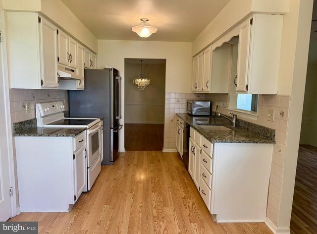 3580 WINDRIDGE DR, Doylestown, PA 18902