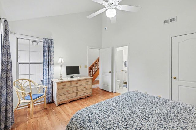 7085 Sweetwater Drive, Florence, KY 41042