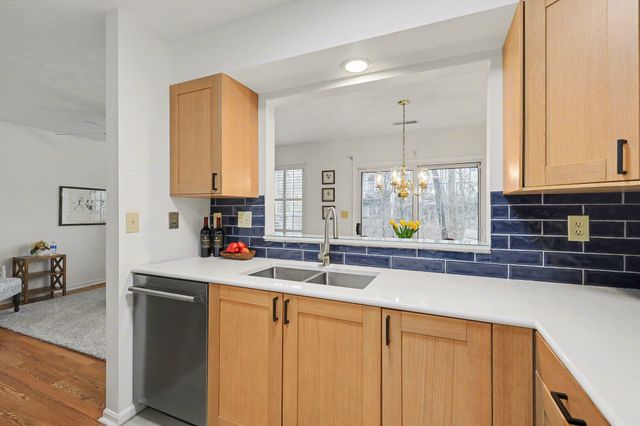 7085 Sweetwater Drive, Florence, KY 41042