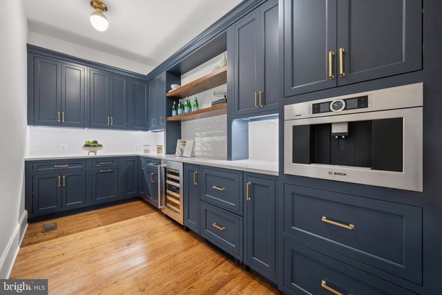 520 WOODLAWN RD, Baltimore, MD 21210