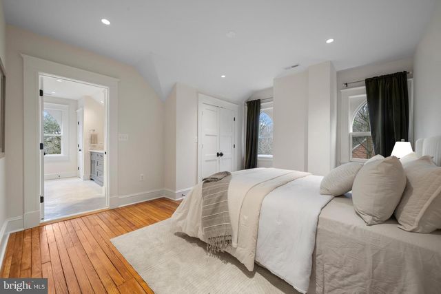 520 WOODLAWN RD, Baltimore, MD 21210