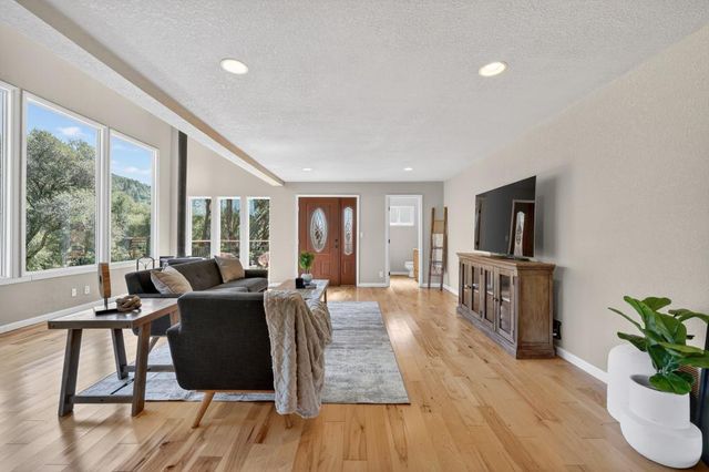 5980 French Creek Rd, Shingle Springs, CA 95682