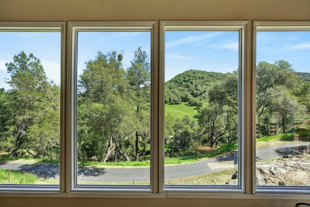 5980 French Creek Rd, Shingle Springs, CA 95682