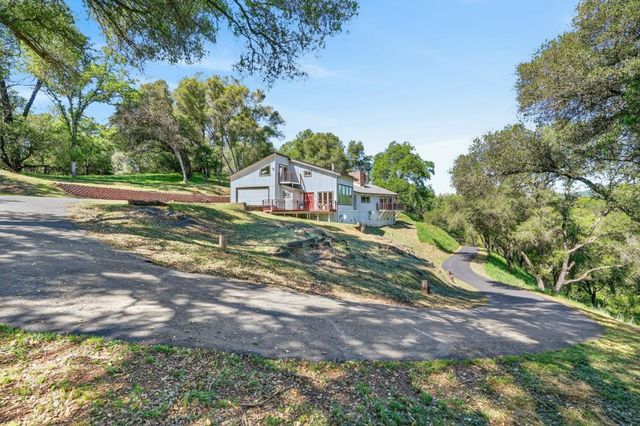 5980 French Creek Rd, Shingle Springs, CA 95682