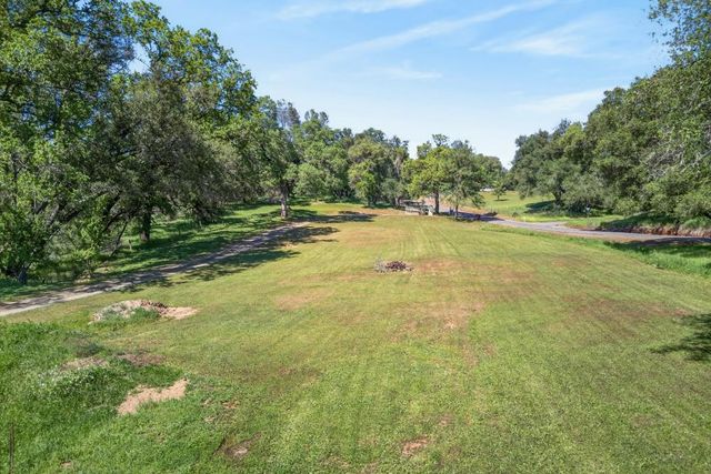 5980 French Creek Rd, Shingle Springs, CA 95682