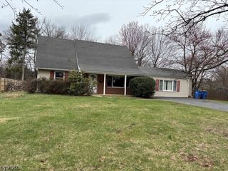 199 Berger St, Franklin Twp., NJ 08873
